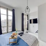 Διαμέρισμα Guest Loc-le Saphir-3min Chateau *
