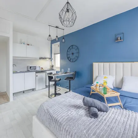 Apartment Guest Loc-le Saphir-3min Chateau *